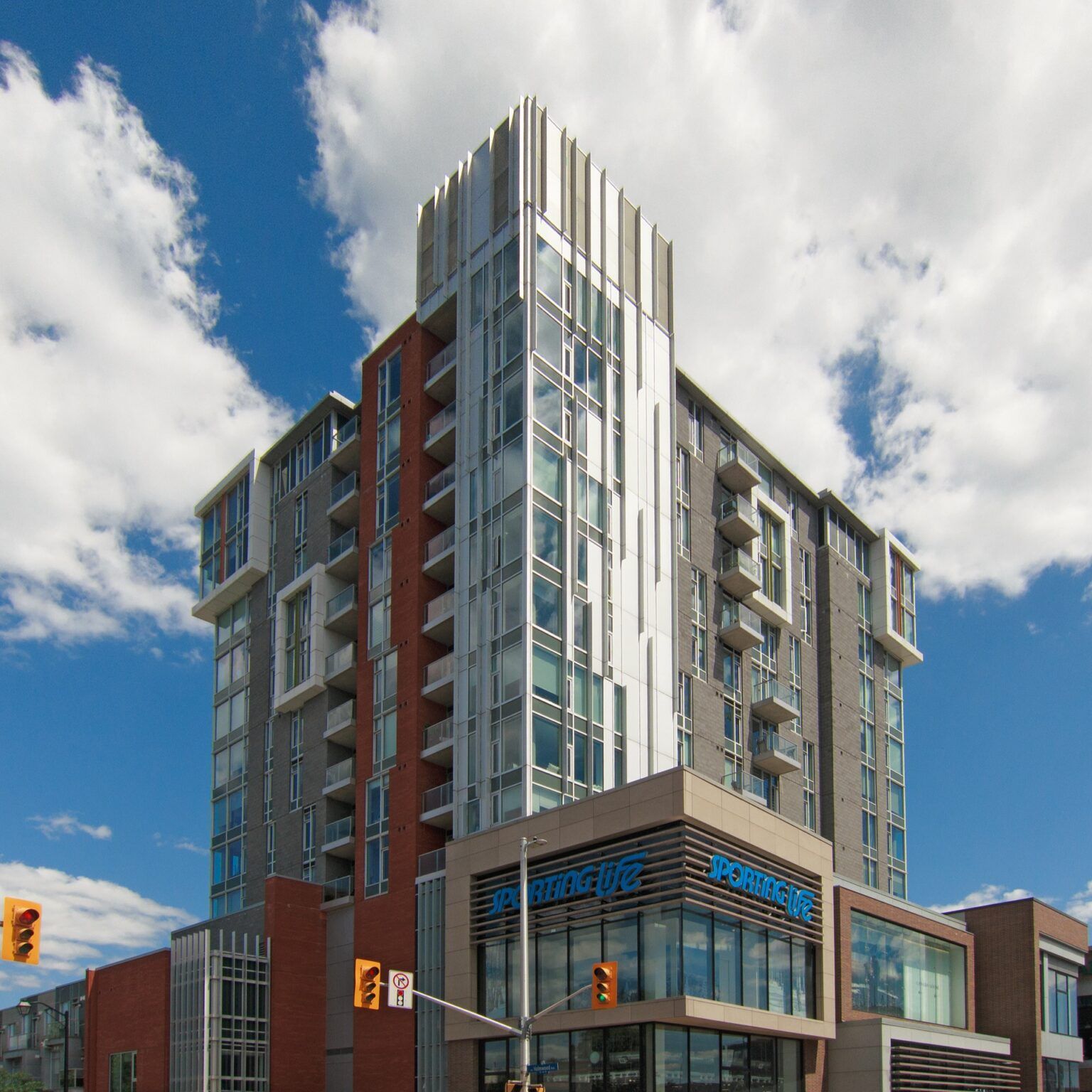 The Process of Buying or Selling a Commercial Property Step by Step