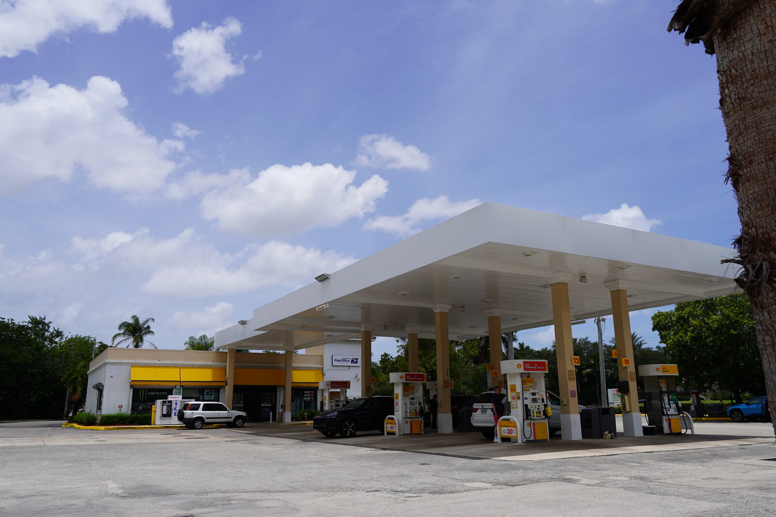 Shell Gas Station Wellington FL